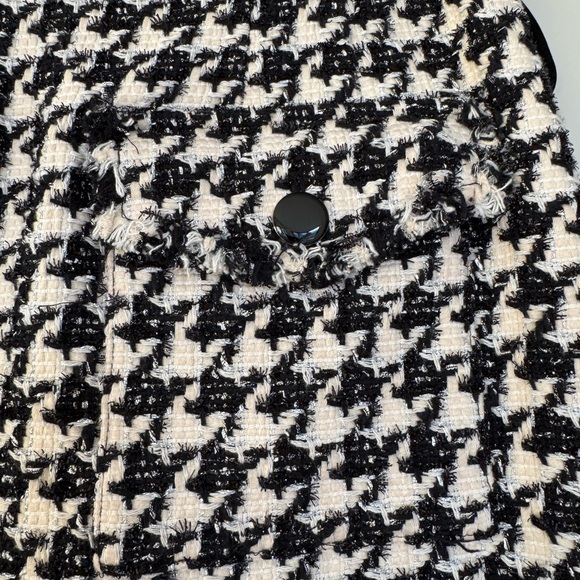 Veronica Beard Black and Cream Textured Blazer and Mini Skirt set - Picture 5 of 12